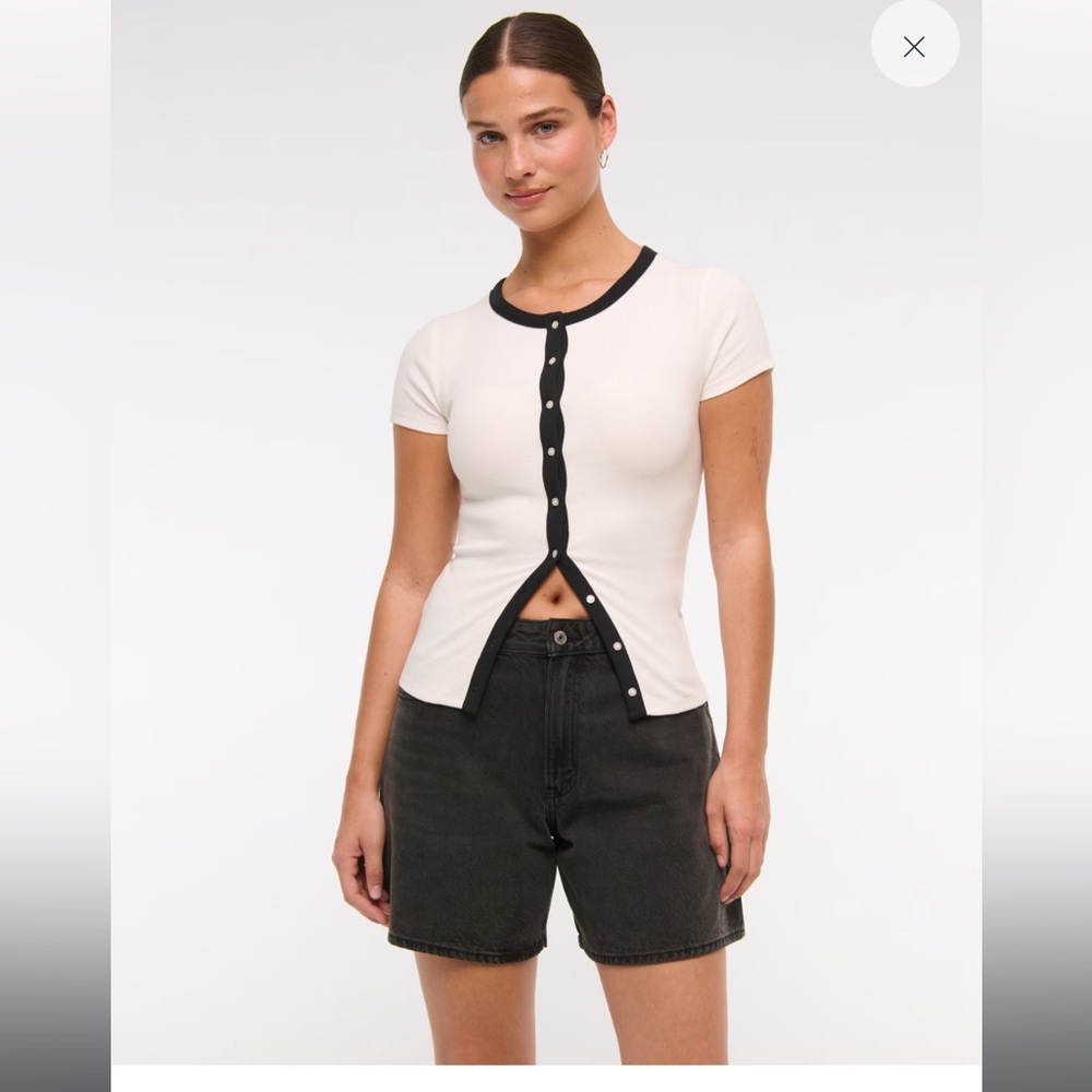 Abercrombie The Loose short, mid rise